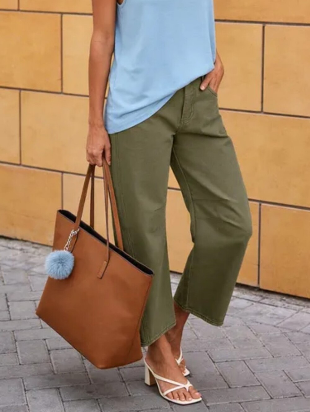 Flamingals Stitch Detail Straight Leg Crop Pants NWT Women's Large - Picture 5 of 13